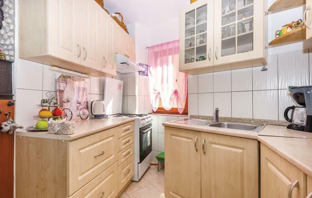 Old Castle Apartment Bakar Ngoại thất bức ảnh